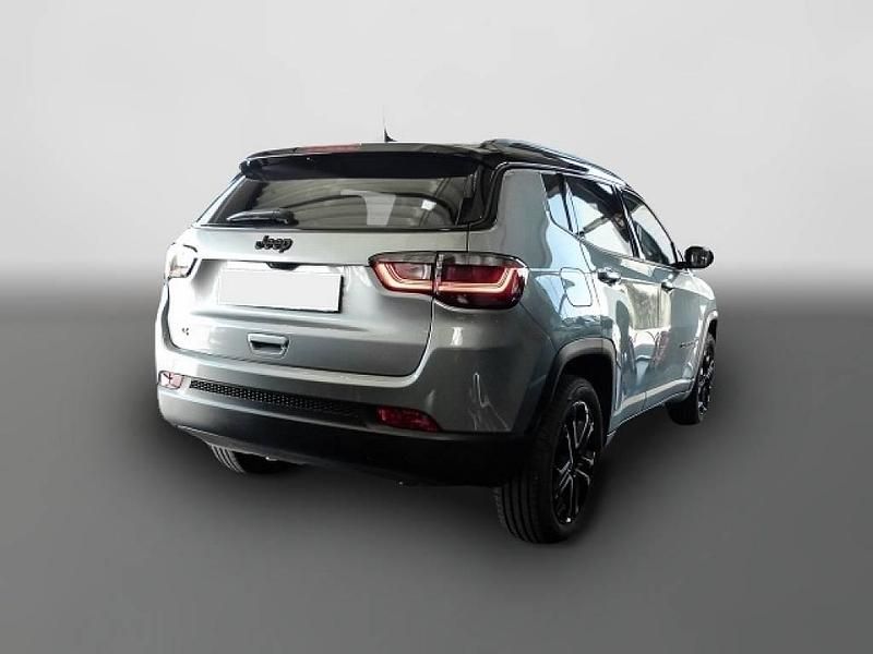 Gebraucht Jeep Compass 131 PS (96 kW) 2023 Grün SUV