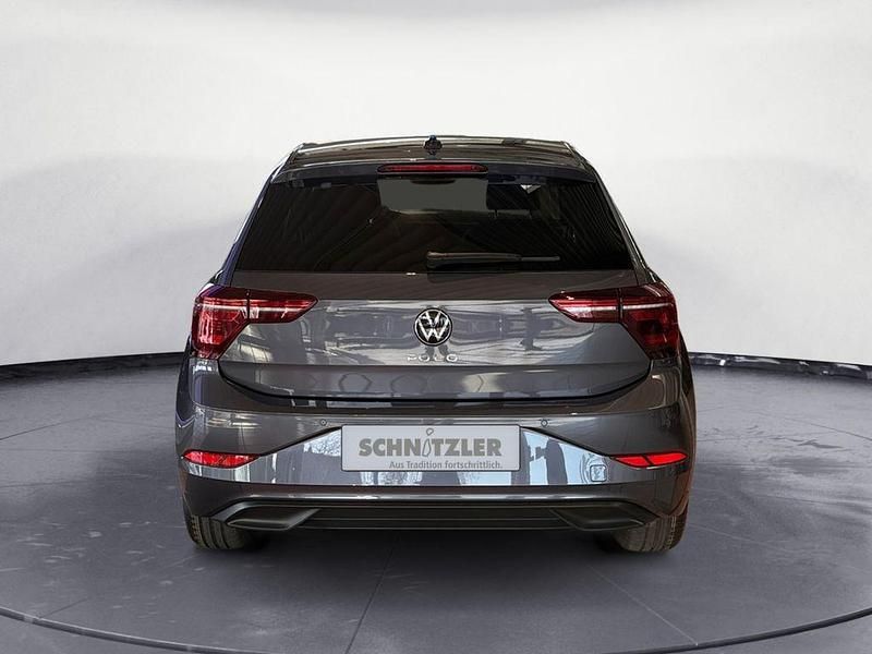Neu VW Polo Style 95 PS (69 kW) 2026 Grau Limousine