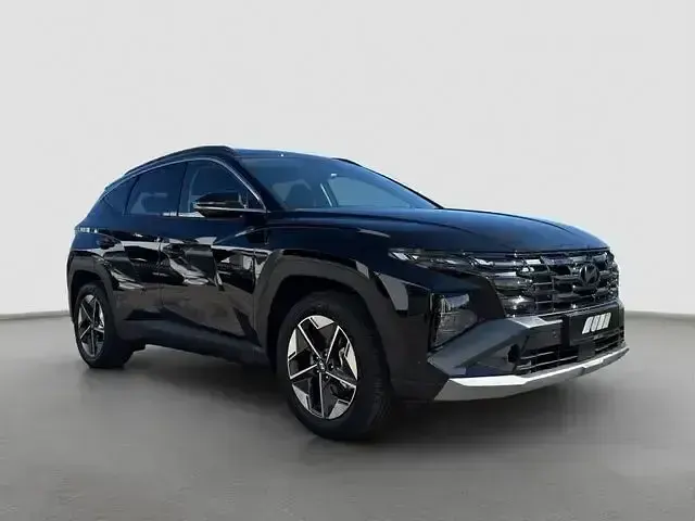 Gebraucht Hyundai Tucson Trend 160 PS (117 kW) 2025 Schwarz SUV
