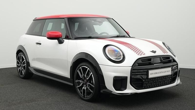 Używany Mini Cooper S 204 KM (150 kW) 2024 Biały Hatchback