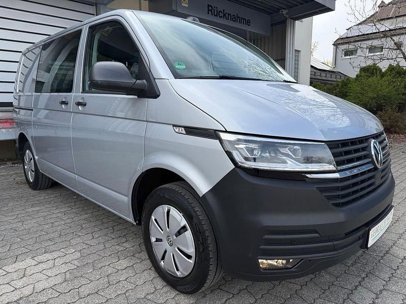 Gebraucht VW Transporter 150 PS (110 kW) 2022 Silber Van