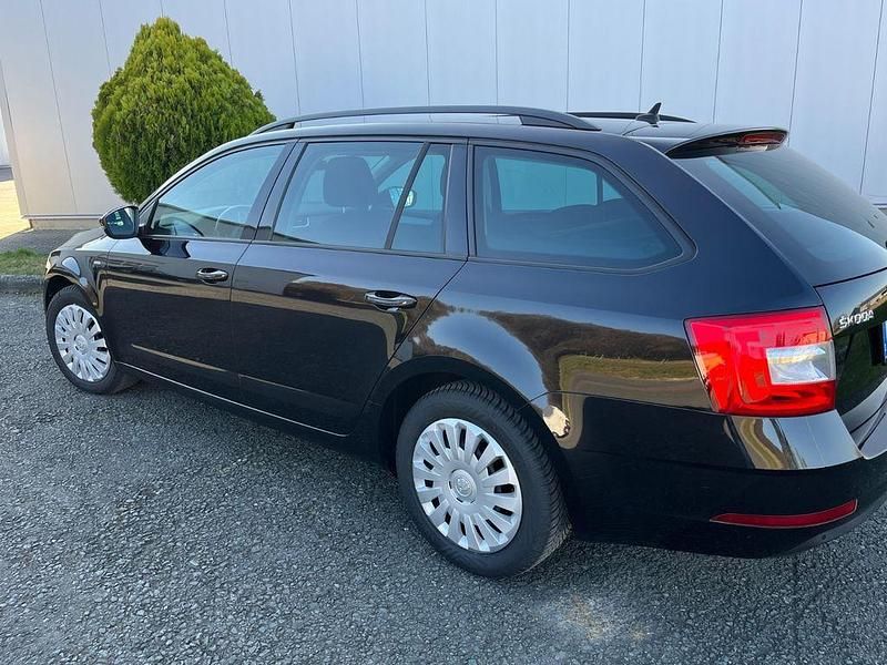 Gebraucht Skoda Octavia Clever 150 PS (110 kW) 2018 Schwarz Kombi