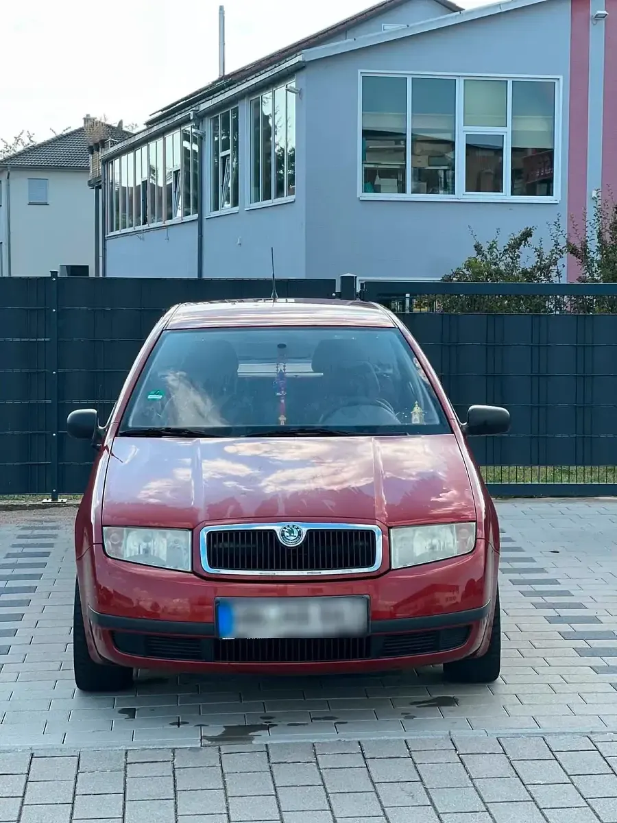 Gebraucht Skoda Fabia 68 PS (50 kW) 2002 Rot Kleinwagen