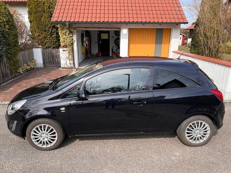 Gebraucht Opel Corsa Satellite 87 PS (63 kW) 2011 Schwarz Kleinwagen