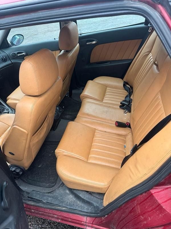 Gebraucht Alfa Romeo 156 102 PS (75 kW) 2002 Rot Kombi