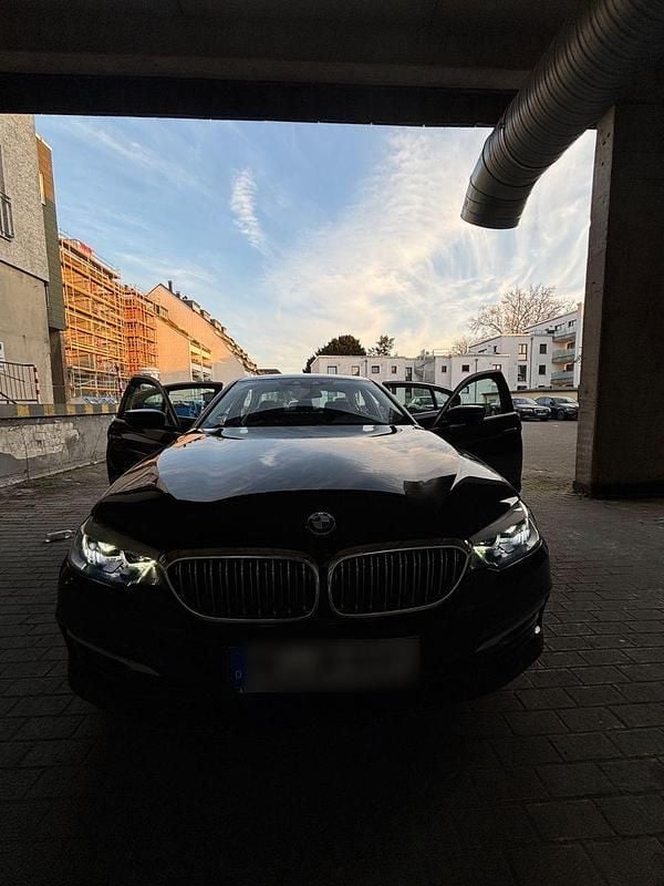 Gebraucht BMW 530e iPerformance 252 PS (185 kW) 2019 Schwarz Limousine