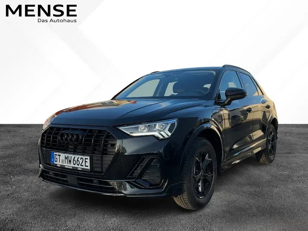 Gebraucht Audi Q3 S-Line 245 PS (180 kW) 2024 Mythosschwarz metallic SUV