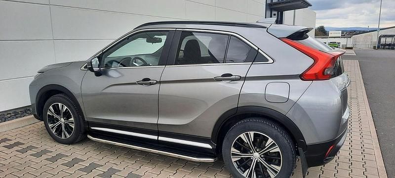 Gebraucht Mitsubishi Eclipse Cross 163 PS (119 kW) 2021 Grau SUV