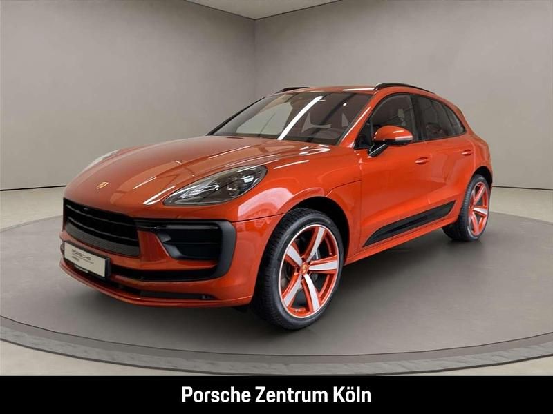 Orange Gebraucht 2023 Porsche Macan SUV | 76.700 € (Etwas zu teuer) - Bild 1/4