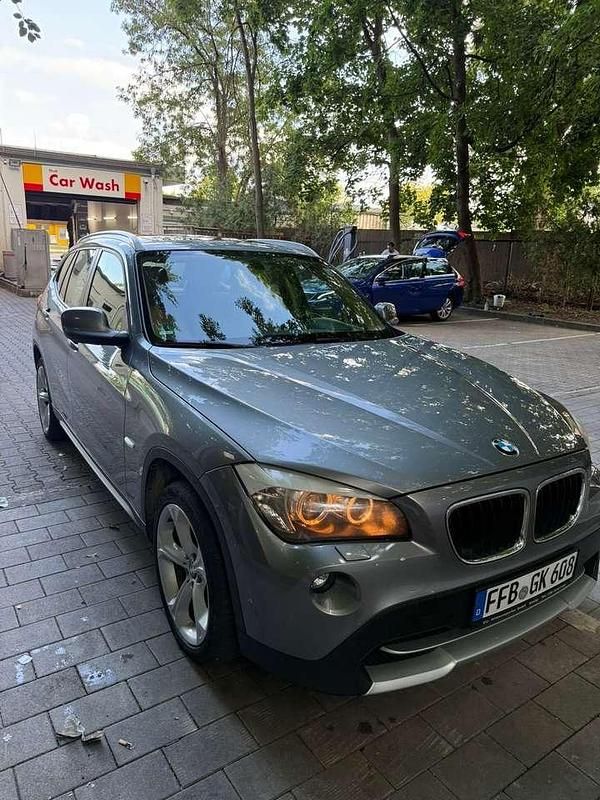 Gebraucht 2011 BMW X1 Sport Line SUV | 9.800 € (Fairer Preis) - Bild 1/4