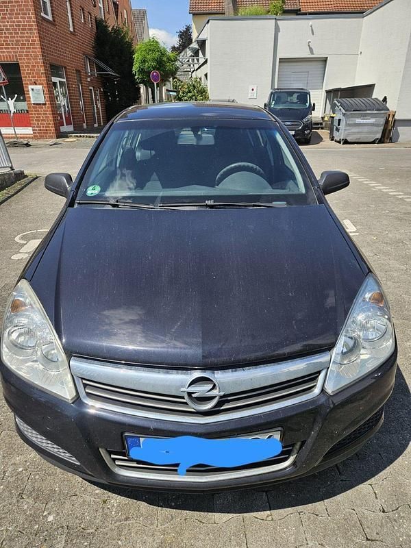 Schwarz Gebraucht 2009 Opel Astra Kleinwagen | 1.150 € (Guter Preis) - Bild 1/4