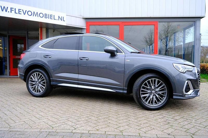 Gebraucht Audi Q3 Sportback Sport 150 PS (110 kW) 2020 Grau SUV