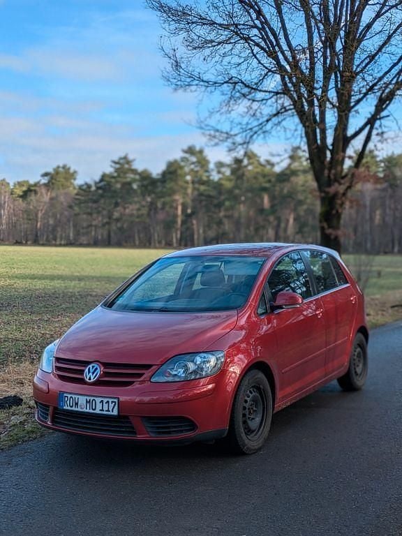 Gebraucht VW Golf Plus Cross Comfortline 105 PS (77 kW) 2005 Rot Van / Kleinbus