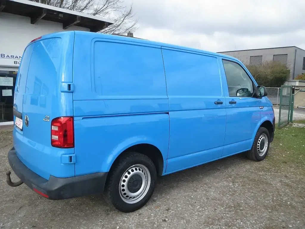 Gebraucht VW Transporter 102 PS (75 kW) 2016 Blau Van