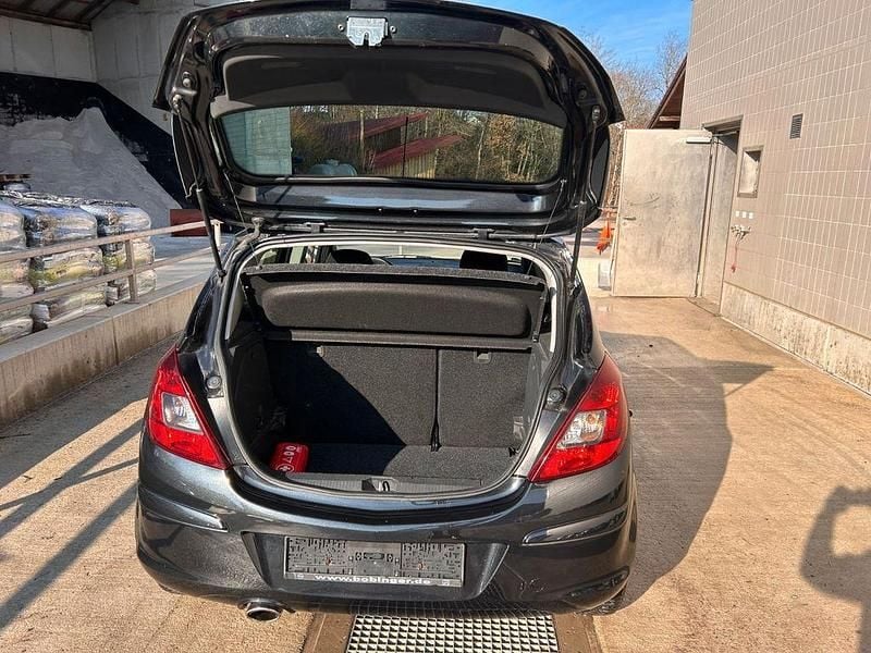 Gebraucht Opel Corsa Color Edition 101 PS (74 kW) 2014 Schwarz Kleinwagen