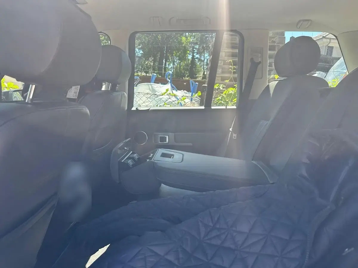 Gebraucht Land Rover Range Rover Vogue 306 PS (225 kW) 2005 Silber SUV