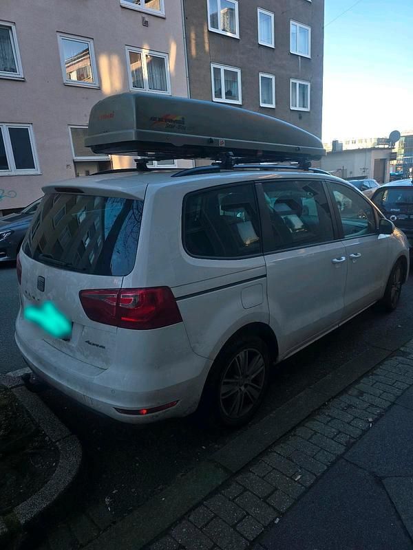 Gebraucht Seat Alhambra 140 PS (102 kW) 2013 Weiß Van / Kleinbus