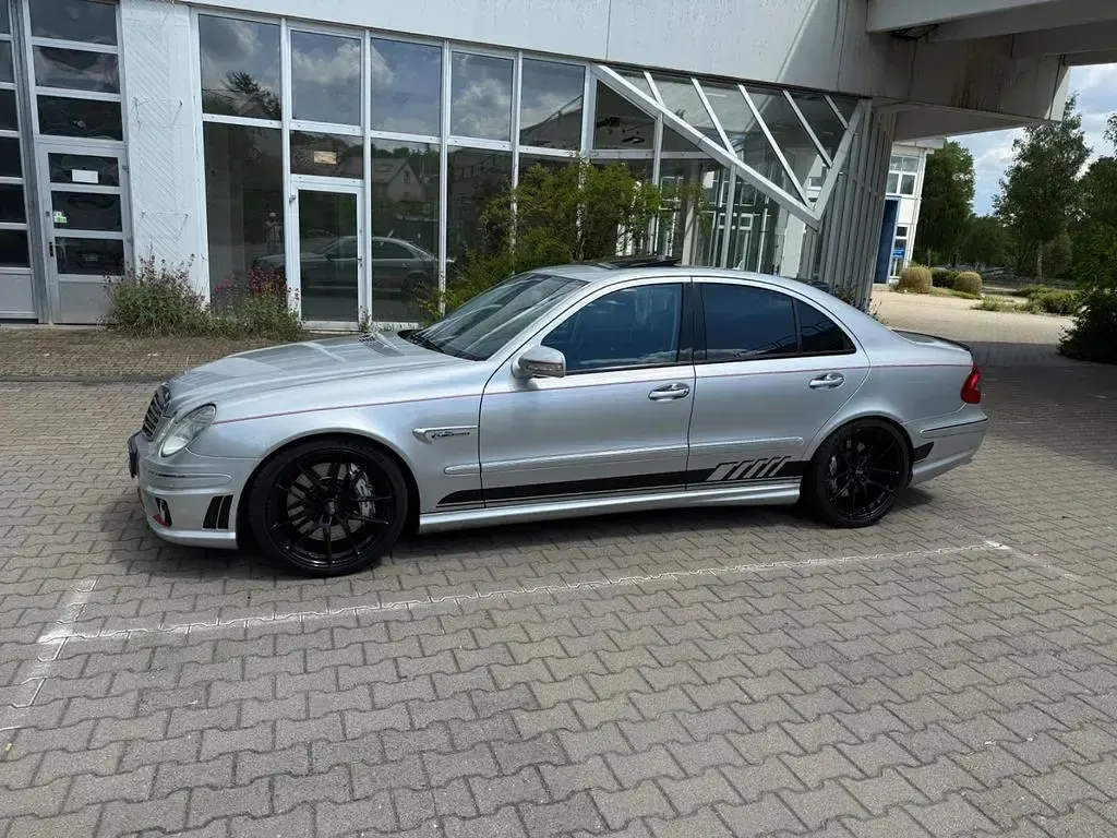 Gebraucht Mercedes E63 AMG AMG 514 PS (378 kW) 2007 Silber Limousine