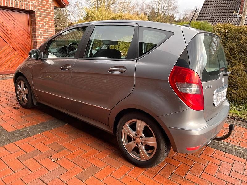 Gebraucht Mercedes A160 95 PS (69 kW) 2010 Grau Kombi