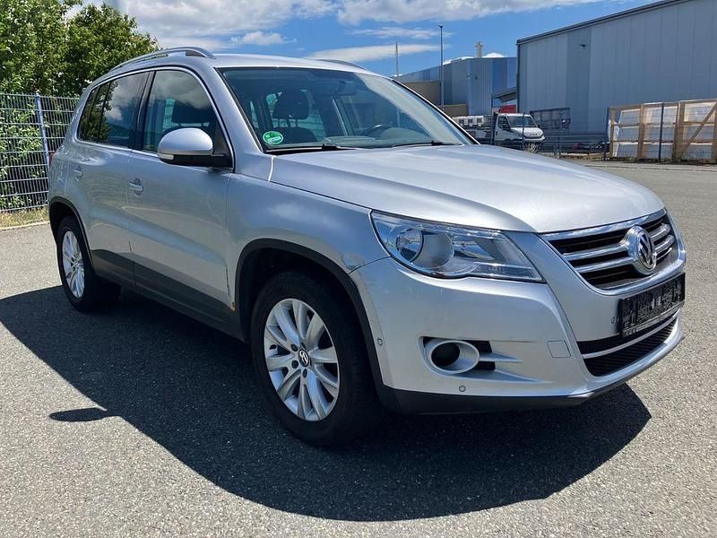 Silber Gebraucht 2009 VW Tiguan Sportline SUV | 4.999 € (Superpreis) - Bild 1/4
