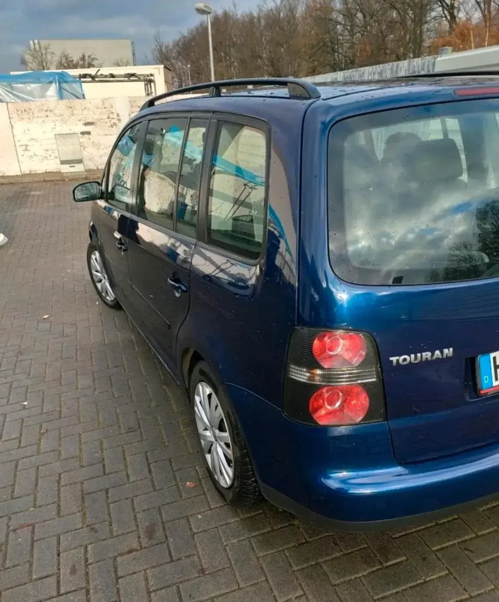 Gebraucht VW Touran 105 PS (77 kW) 2004 Blau Van / Kleinbus