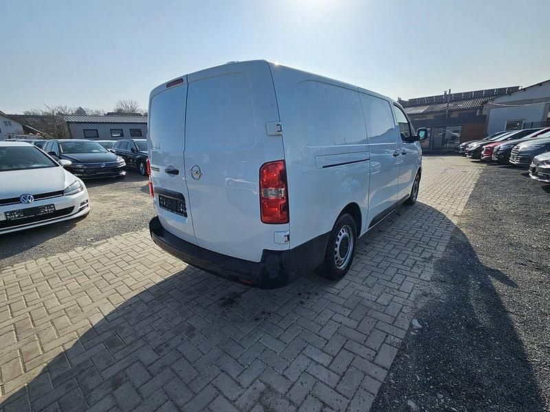 Gebraucht Opel Vivaro Edition 122 PS (89 kW) 2021 Weiß Van / Kleinbus