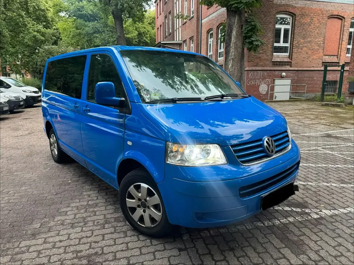 Gebraucht VW Caravelle 174 PS (127 kW) 2005 Blau Van