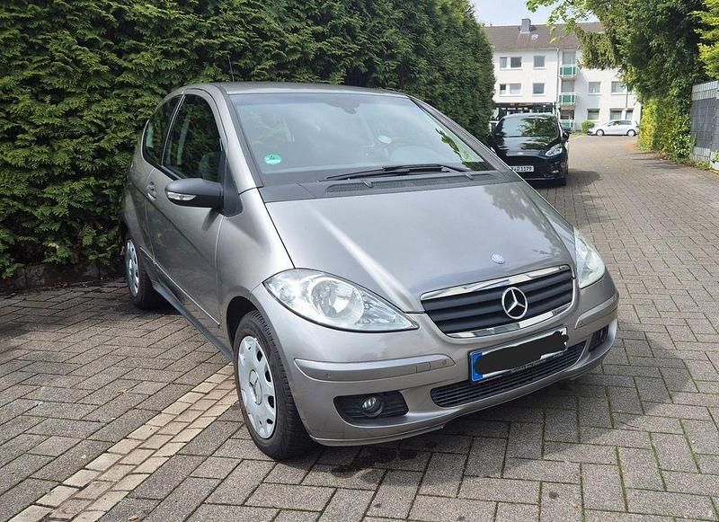 Gebraucht Mercedes A150 95 PS (69 kW) 2006 Grau Limousine