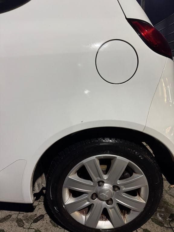 Gebraucht Mitsubishi Colt Edition 95 PS (69 kW) 2011 Weiß Limousine