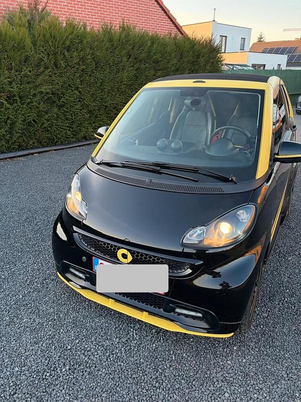 Schwarz Gebraucht 2015 Smart ForTwo Cabrio Brabus Cabrio | 11.000 € (Teuer) - Bild 1/4