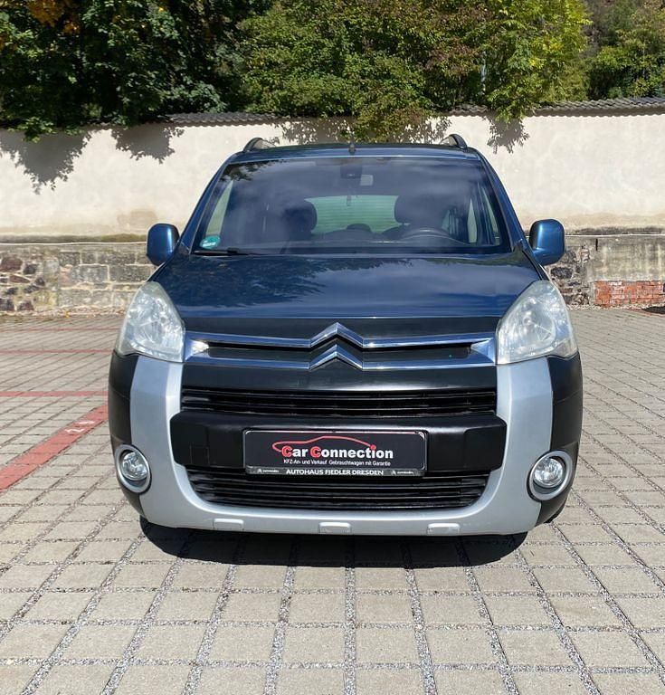 Blau Gebraucht 2011 Citroën Berlingo XTR Van / Kleinbus | 2.999 € (Superpreis) - Bild 1/4