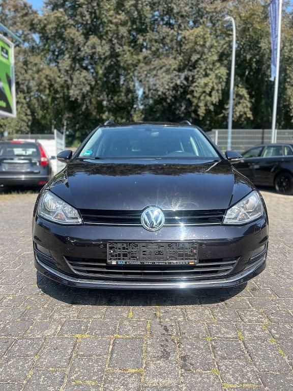 Schwarz Gebraucht 2016 VW Golf VII Allstar Kombi | 8.750 € (Fairer Preis) - Bild 1/4