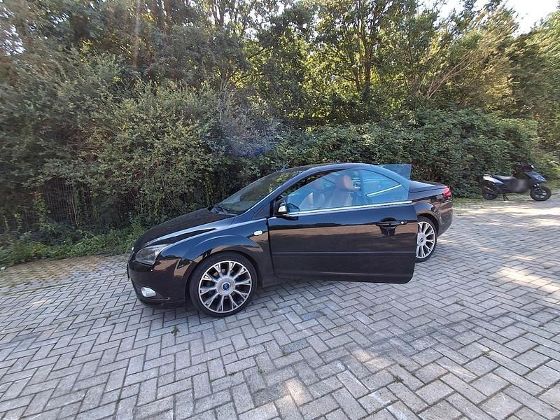 Gebraucht Ford Focus Cabriolet 136 PS (100 kW) 2007 Schwarz Cabrio