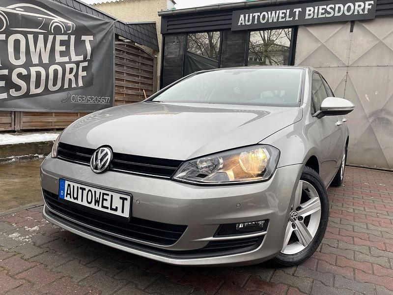 Gebraucht VW Golf VII 105 PS (77 kW) 2013 Silber Limousine