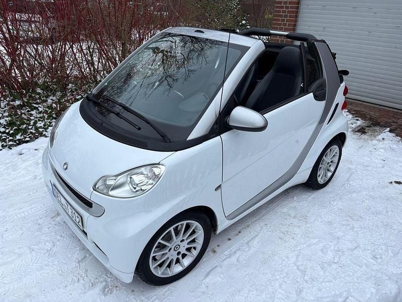 Gebraucht Smart ForTwo Cabrio Passion 71 PS (52 kW) 2011 Grau Cabrio
