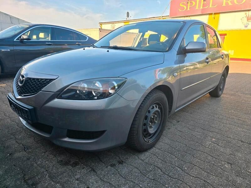 Grau Gebraucht 2005 Mazda 3 Limousine | 1.100 € (Superpreis) - Bild 1/4