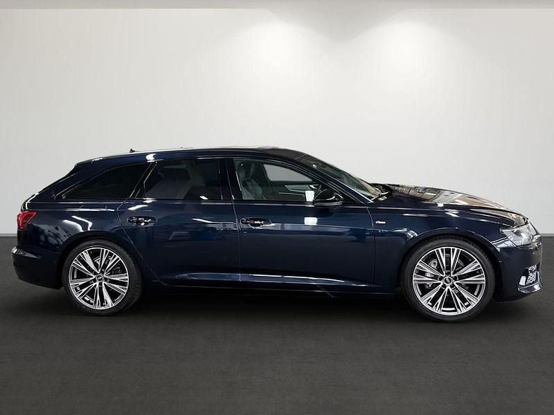 Gebraucht Audi A6 Sport 204 PS (150 kW) 2023 Firmamentblau metallic Kombi