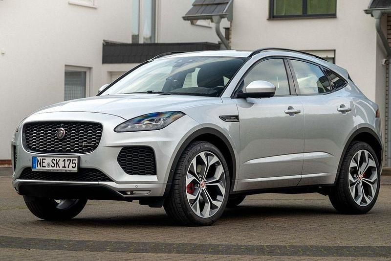 Usata Jaguar E-Pace R-Dynamic 249 CV (183 kW) 2018 Argento SUV