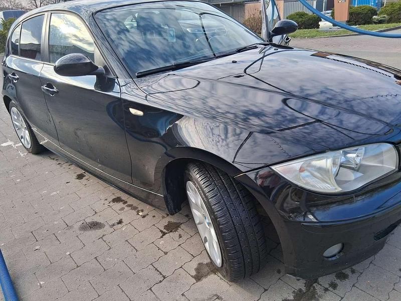 Gebraucht BMW 116 116 PS (85 kW) 2006 Schwarz Kleinwagen