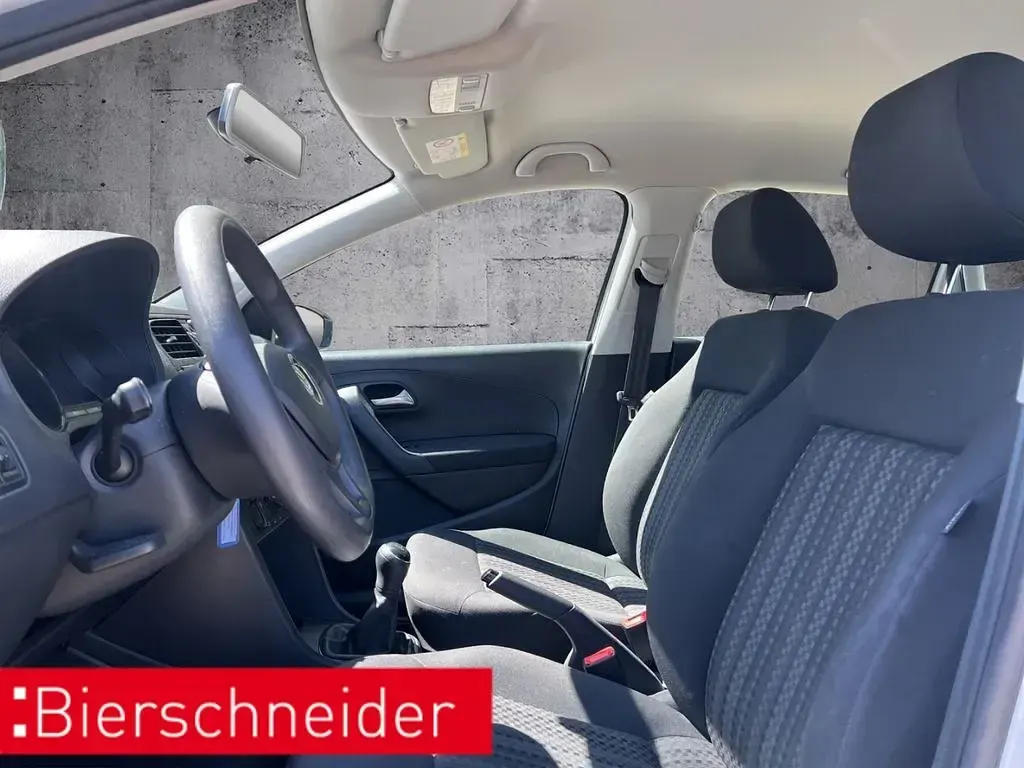Gebraucht VW Polo Trendline 75 PS (55 kW) 2017 Weiss Limousine