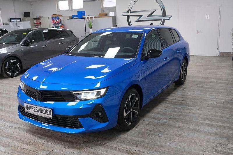 Gebraucht Opel Astra 131 PS (96 kW) 2024 Blau Kombi