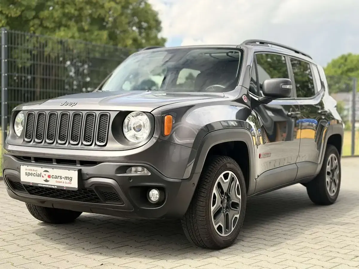 Gebraucht Jeep Renegade Trailhawk 170 PS (125 kW) 2017 Grau SUV