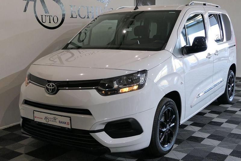 Gebraucht Toyota Proace Verso City 102 PS (75 kW) 2023 Weiß Kombi