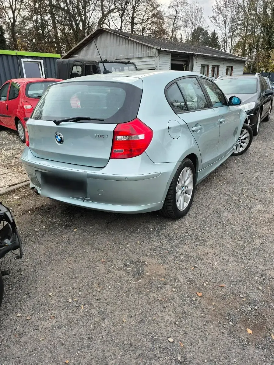 Gebraucht BMW 116 115 PS (84 kW) 2007 Silber Kleinwagen
