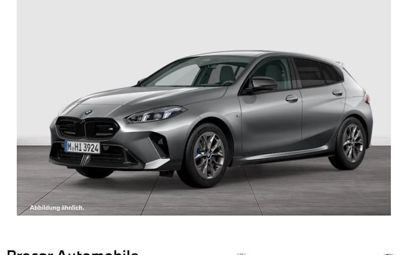 Gebraucht BMW M135 Performance 300 PS (220 kW) 2025 Skyscraper grau Kleinwagen
