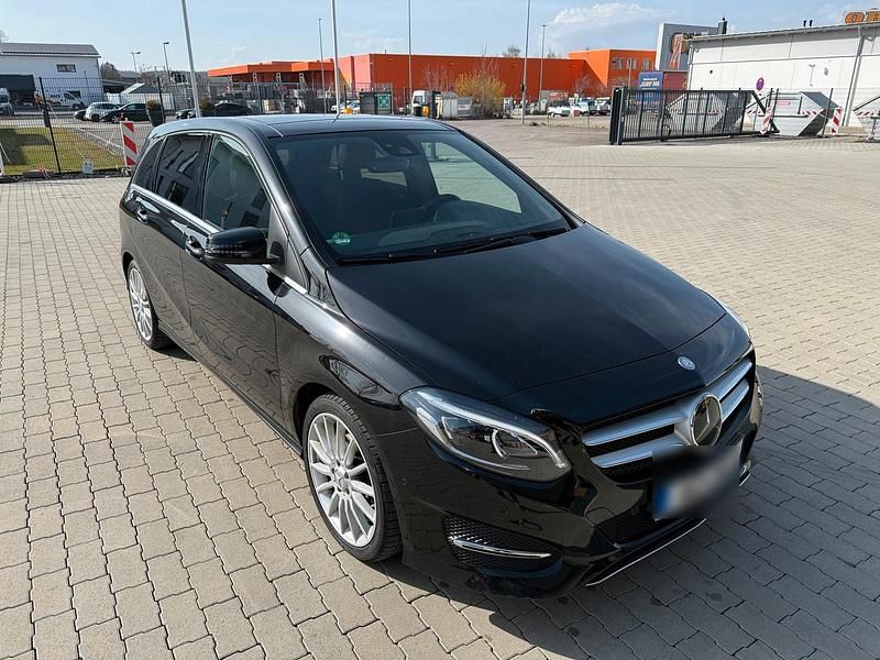 Gebraucht Mercedes 220 179 PS (131 kW) 2015 Schwarz Kombi