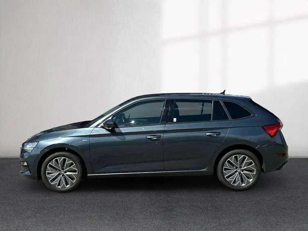 Gebraucht Skoda Scala Clever 110 PS (80 kW) 2021 Grau Kleinwagen