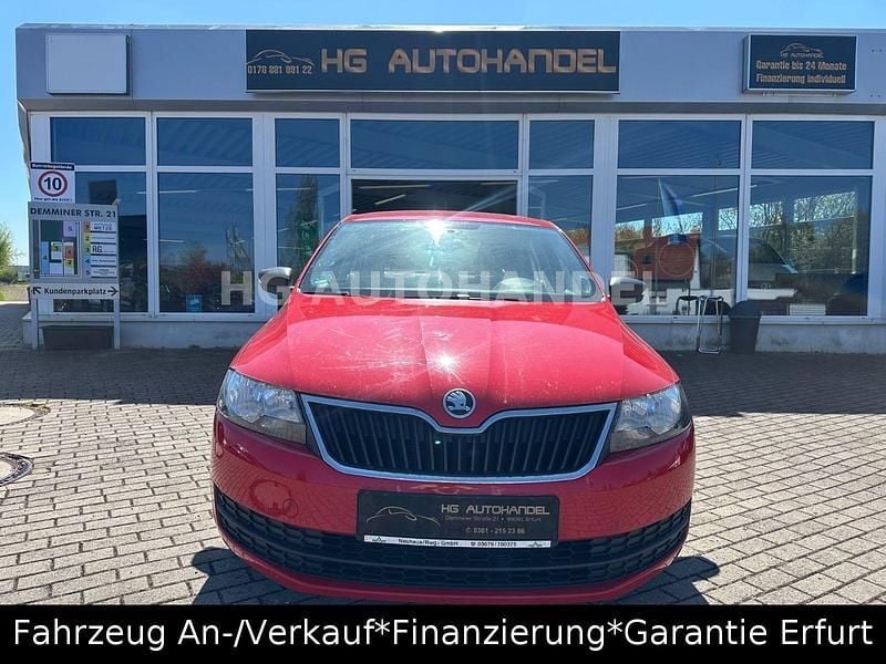 Gebraucht Skoda Rapid Active 90 PS (66 kW) 2015 Rot Kleinwagen