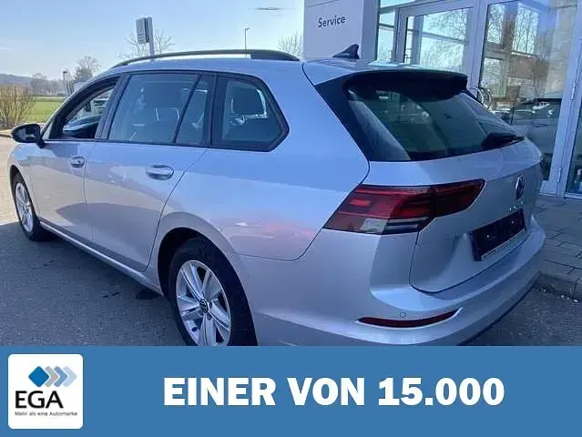 Gebraucht VW Golf VII Life 116 PS (85 kW) 2021 Silber metallic Kombi