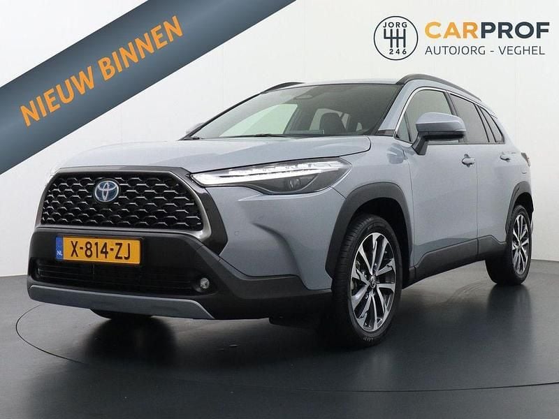 Grau Gebraucht 2024 Toyota Corolla Cross Style SUV | 32.495 € (Fairer Preis) - Bild 1/4